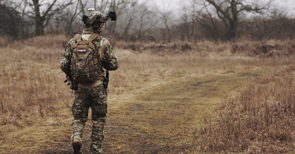 Soldier-Walking-5ce471549c3fd