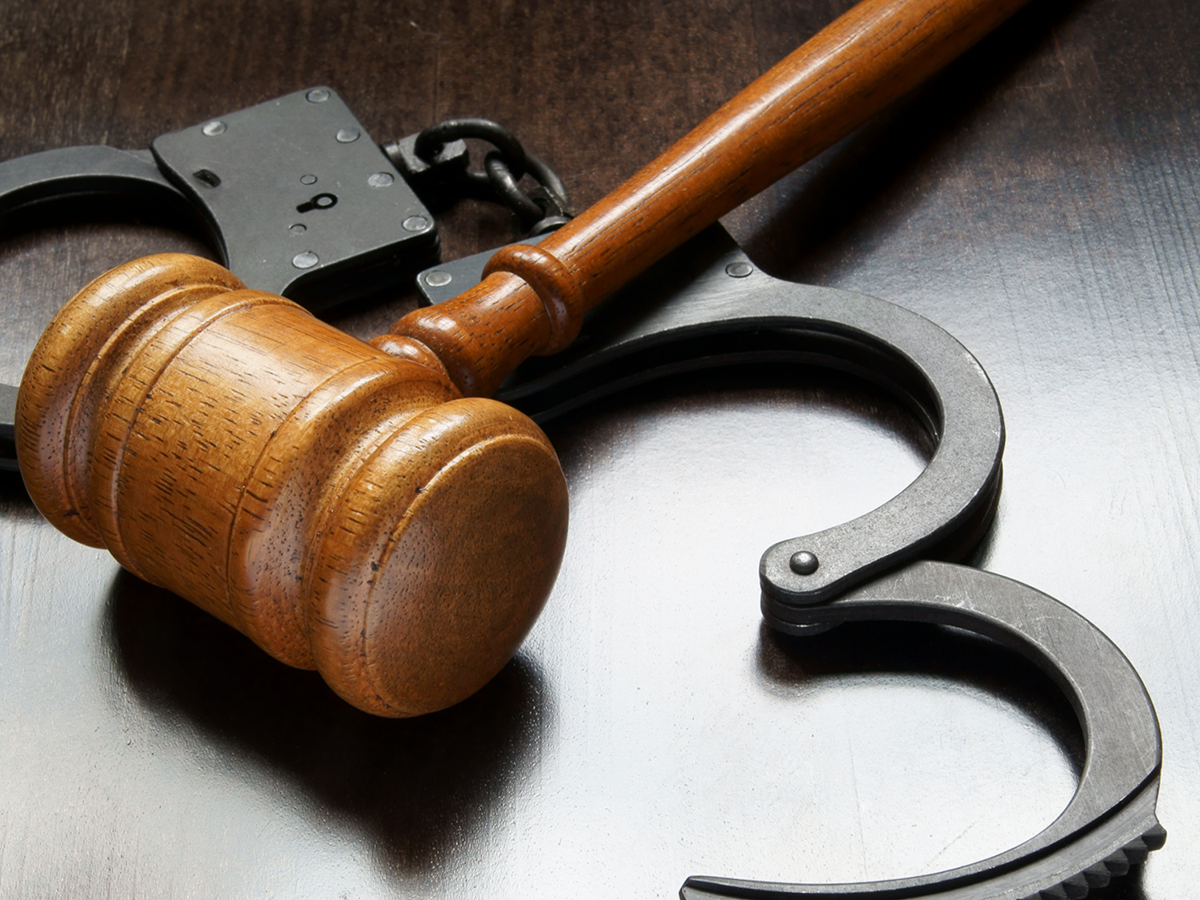 Image of hand cuffs